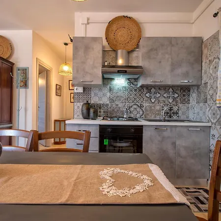 La Valle Degli Ulivi Alpesi faház Sorso